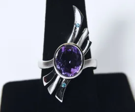 Sterling Silver Amethyst Ribbony Finger Ring - Size 8